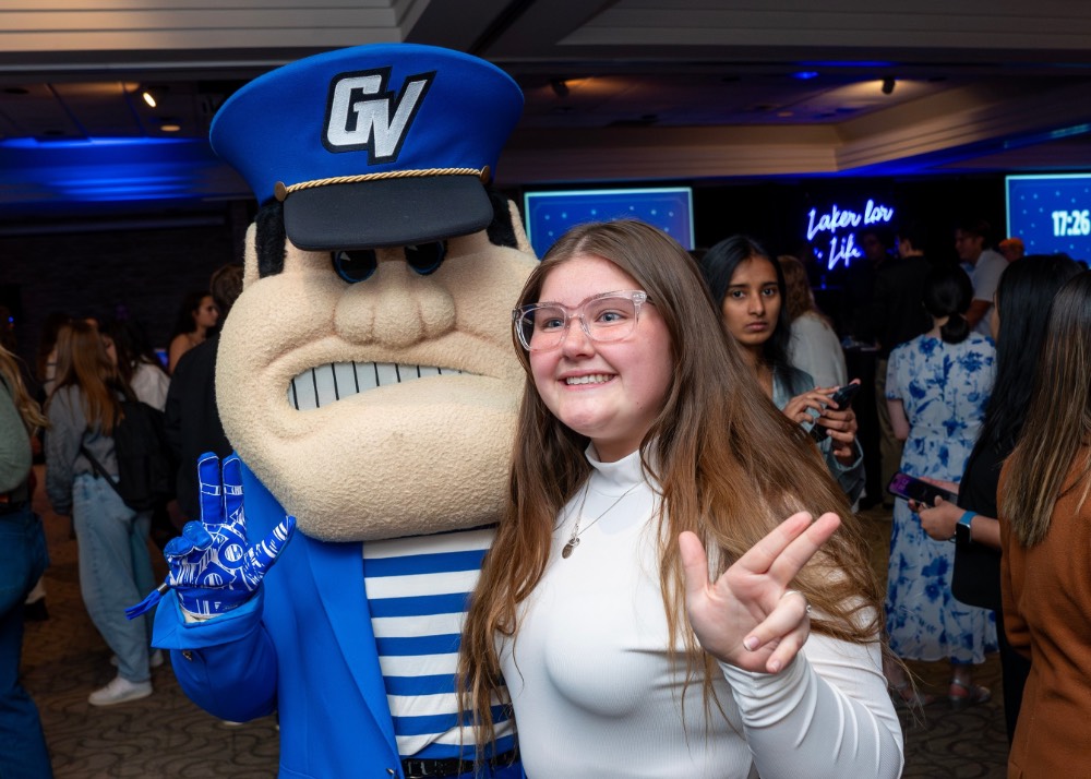 Girl anchoring up with Louie the Laker